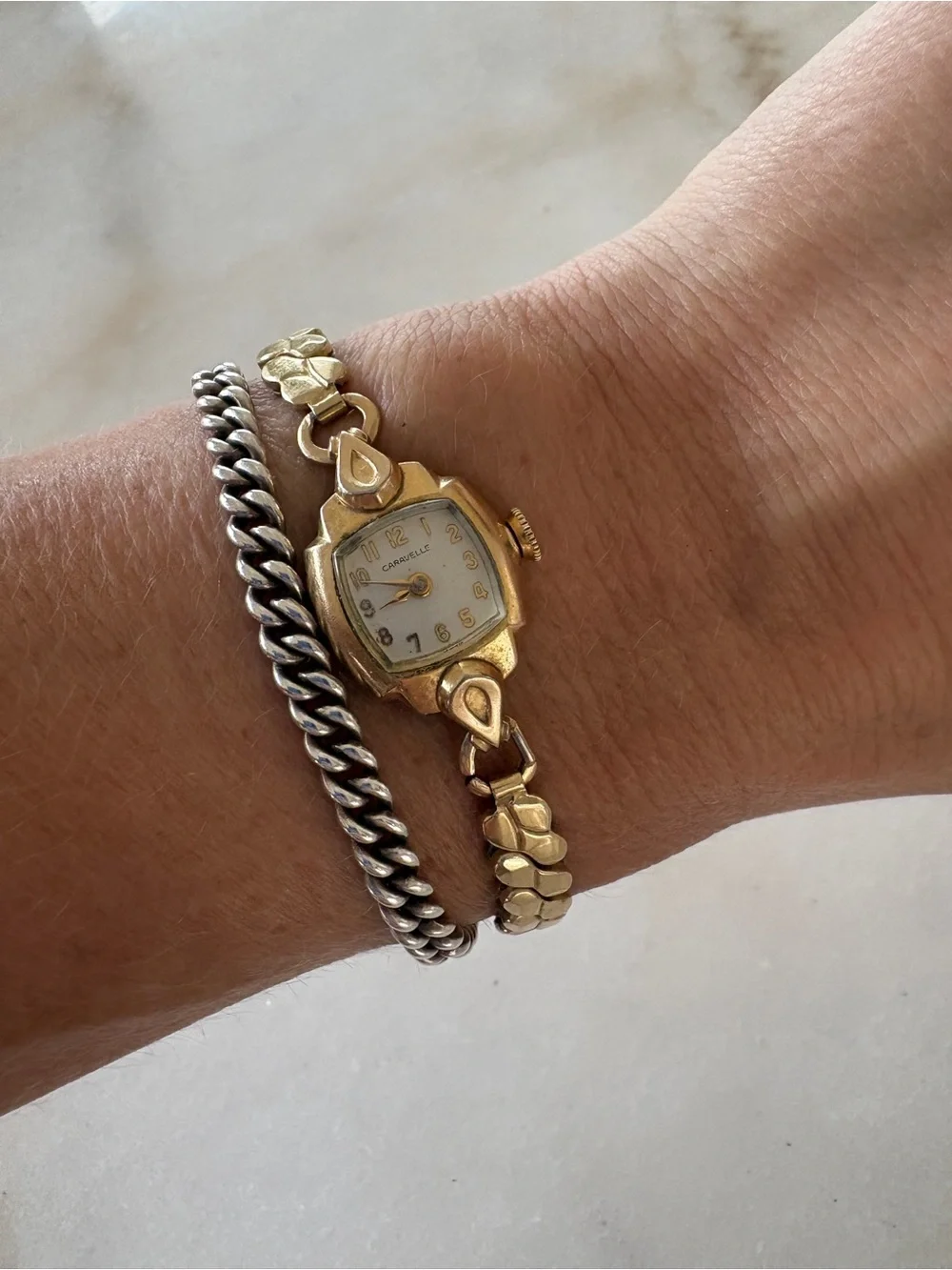 14k GP Caravelle Art Deco Vintage Women's Gold-Tone Linked Bracelet Watch. Works